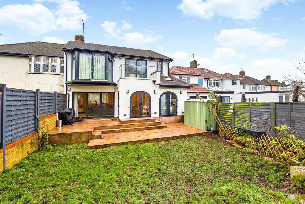 Beverley Way, London, SW20 4 bed semidetached house £725,000