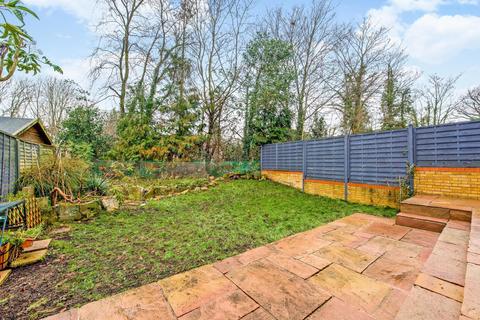 59 Beverley Way, London, SW20 0AW