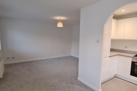 2 bedroom apartment to rent - Makendon Street, Hebburn NE31