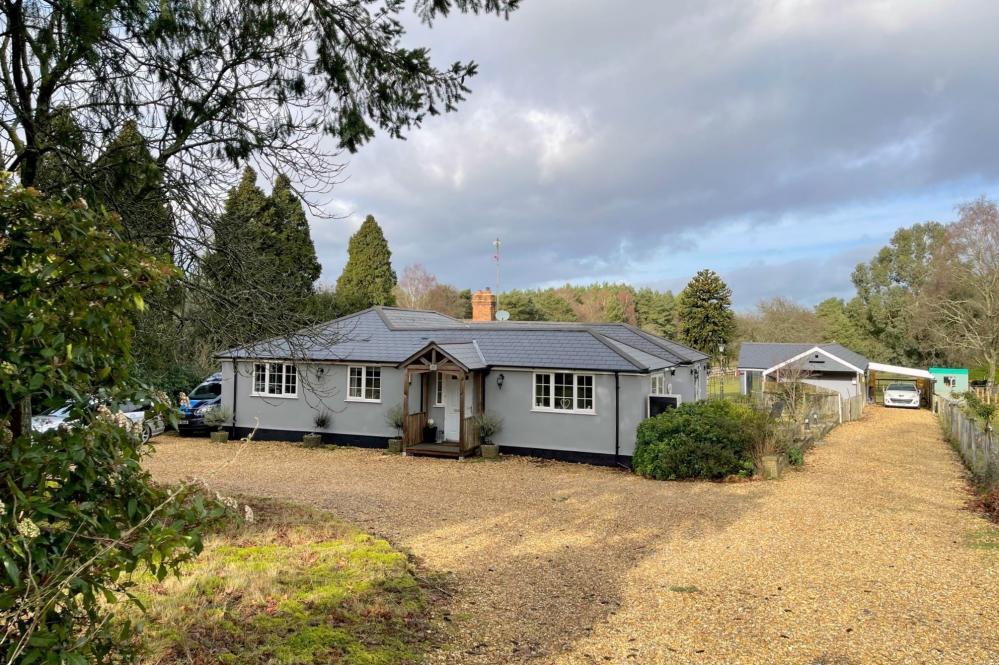 Boundary Lane, St Leonards, BH24 2SE 4 bed bungalow £650,000