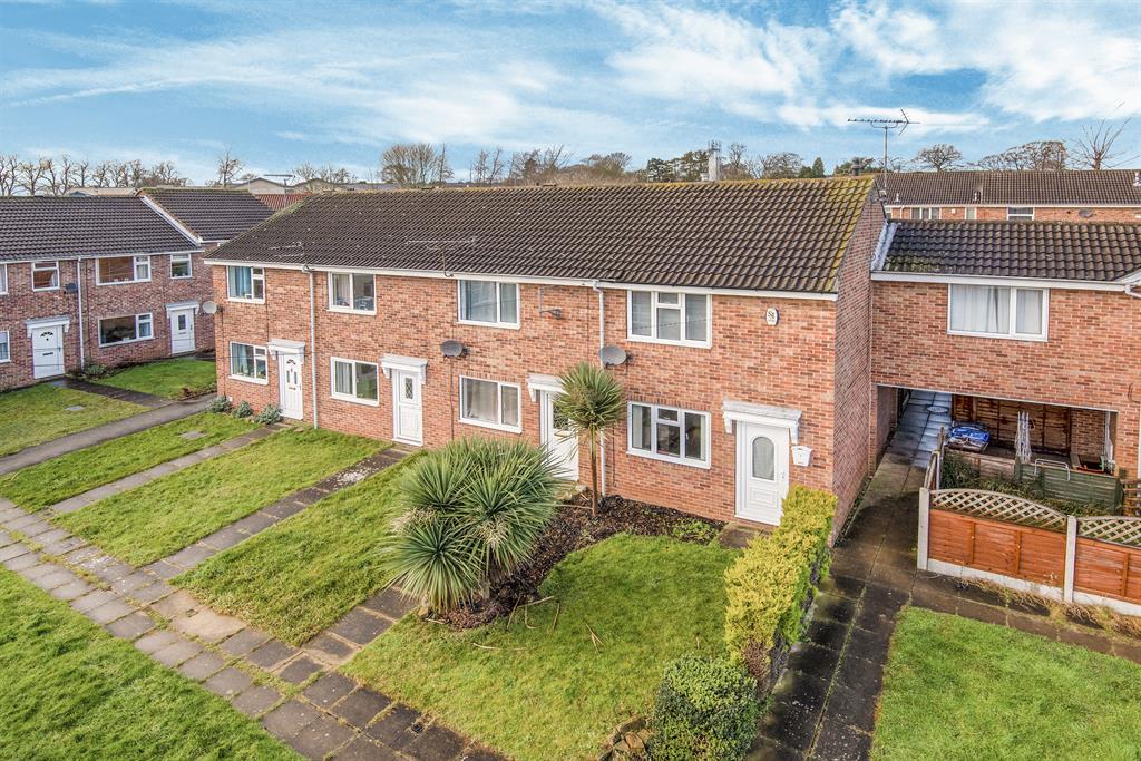 Fairfield Road, Tadcaster, LS24 9SN 2 bed terraced house £175,000