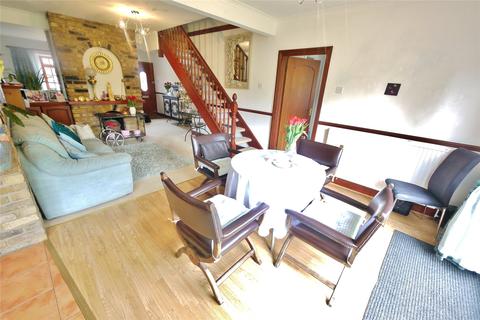 5 Mascalls Gardens, Brentwood, CM14 5LT