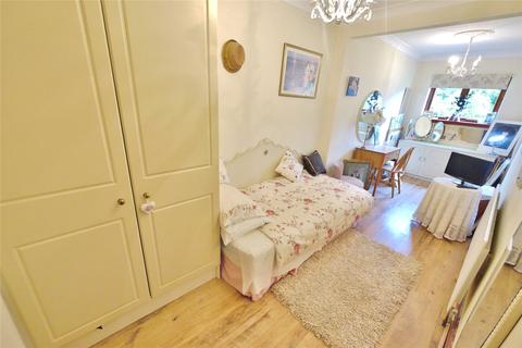 5 Mascalls Gardens, Brentwood, CM14 5LT
