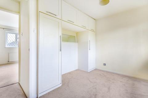 13 Newark Road, Windlesham, GU20 6NE