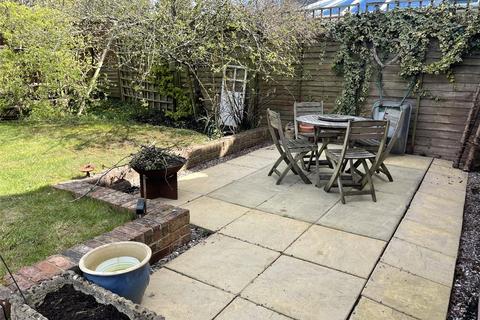 62 Bodenham Field, Abbeymead, Gloucester, GL4 5TP