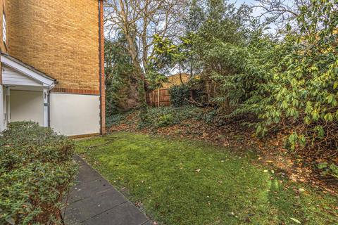 36 Hanson Close, Beckenham, BR3 1WJ