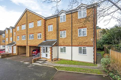 36 Hanson Close, Beckenham, BR3 1WJ