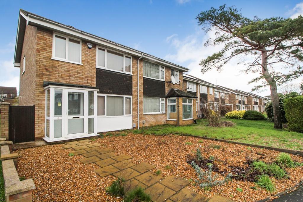 Lilac Walk, Kempston, Bedford 3 bed semidetached house £220,000