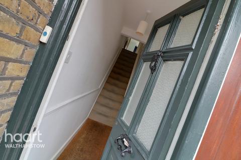 257 Edward Road, London, E17 6NU