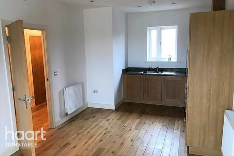 33 Leyland Road, Dunstable, LU6 1FF