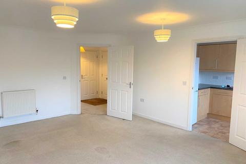 2 bedroom flat to rent, Trinity Court, Newbury