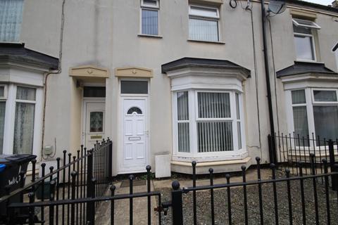 3 bedroom terraced house to rent, Wilton Avenue, Holland St, Hull, HU9