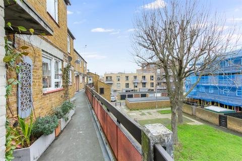 12 Stacy Path, London, SE5 7SL