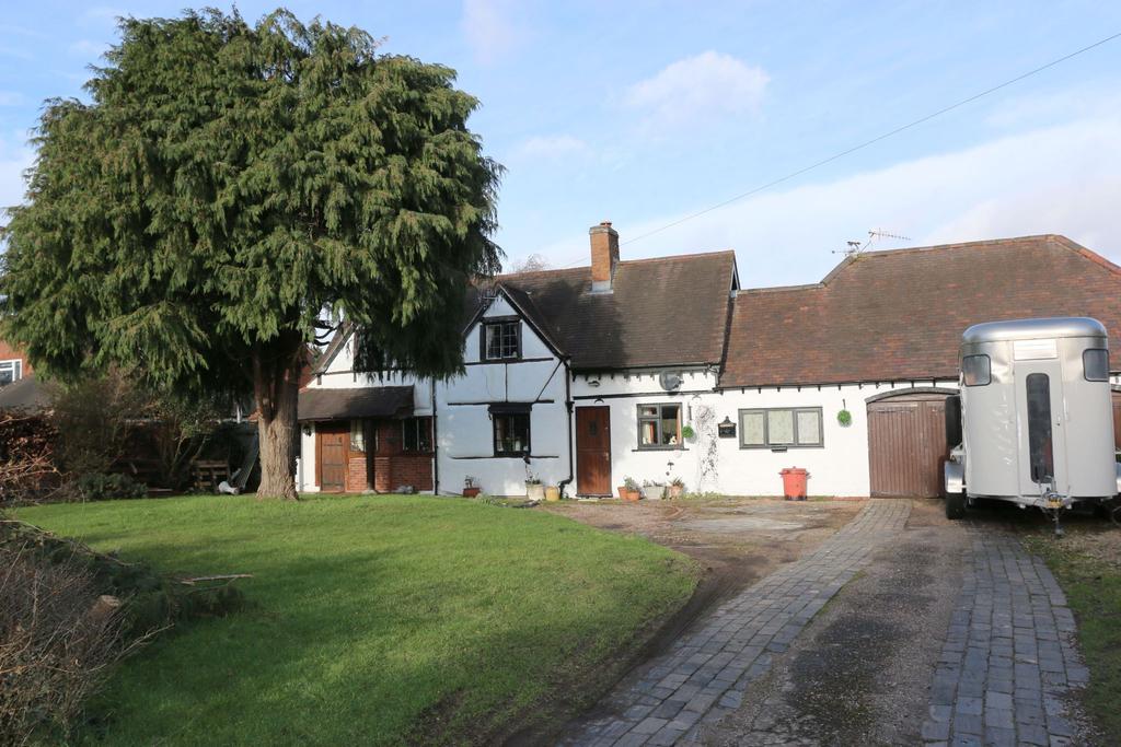 School Cottage, Dunnington, Alcester... 5 bed detached house £585,000