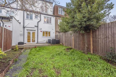 50 Rayford Avenue, London, SE12 0NG