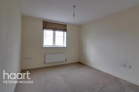 2 bedroom flat to rent, Emperor Way