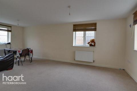 2 bedroom apartment to rent, Emperor Way, Peterborough