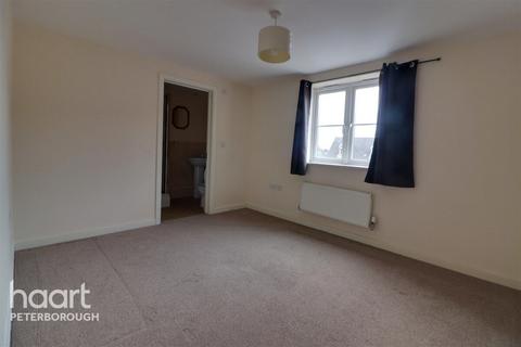 2 bedroom apartment to rent, Emperor Way, Peterborough