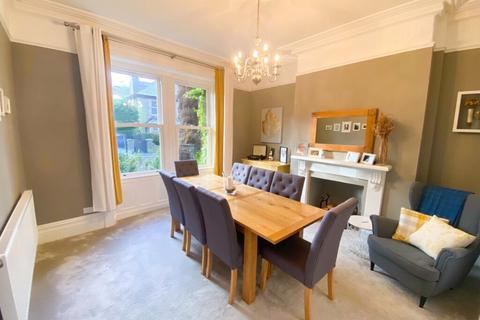 564 Bacup Road, Waterfoot, Rossendale, BB4 7HB