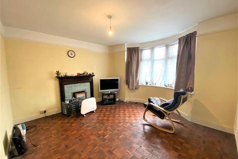 39 Botwell Lane, Hayes, UB3 2AD
