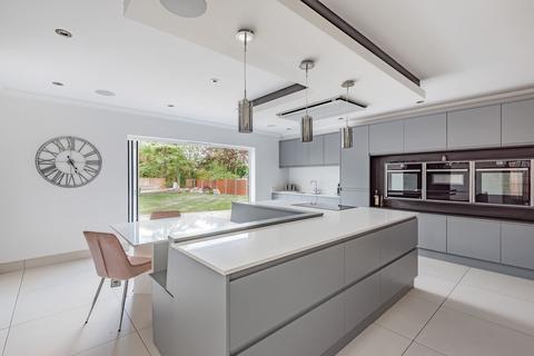 22 Parkgate Crescent, Barnet, EN4 0NP