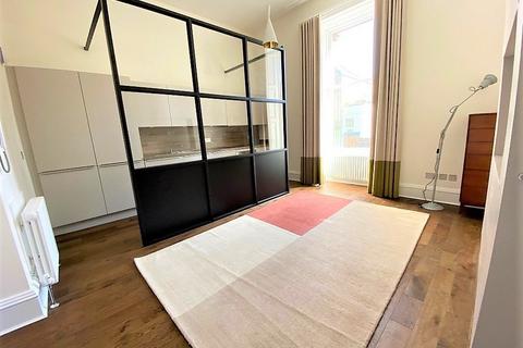 undefined, Flat 1, 4 Merchiston Avenue, Edinburgh
