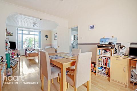 21 Bridge End Road, Swindon, SN3 4PD