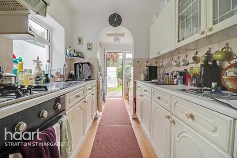 21 Bridge End Road, Swindon, SN3 4PD