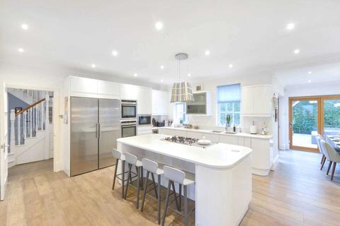 5 Hambledon Place, London, SE21 7EY