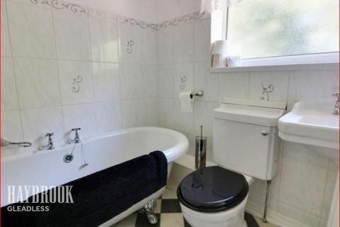 11 Aughton Drive, Sheffield, S13 8GB