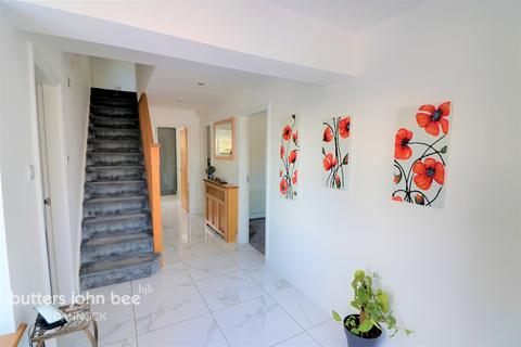2 Adamson Close, Cannock, WS11 1TJ