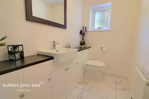 2 Adamson Close, Cannock, WS11 1TJ