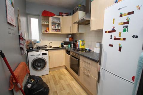 2 Arcade Mansions, Clacton-on-sea, CO15 1SU