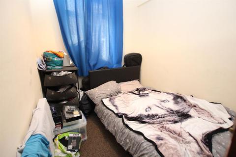 2 Arcade Mansions, Clacton-on-sea, CO15 1SU