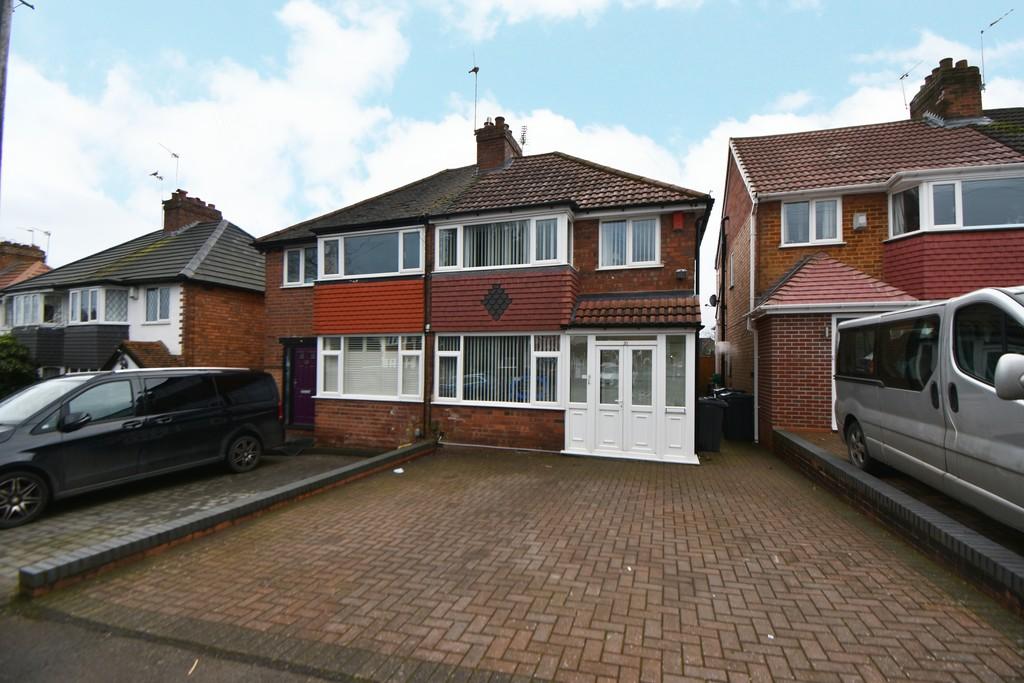 Newborough Grove, Hall Green 3 bed semidetached house £273,950