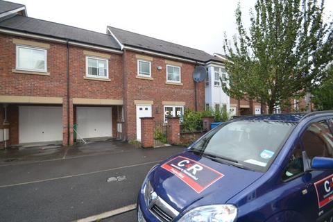 4 bedroom terraced house to rent, Drayton Street, Hulme, Manchester. M15 5LL