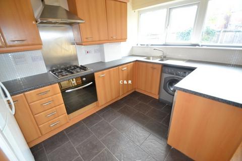 4 bedroom terraced house to rent, Drayton Street, Hulme, Manchester. M15 5LL