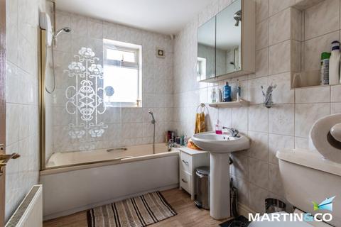 211 White Road, Quinton, Birmingham, B32 2SZ