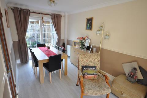 12 Mitchell Close, Dunscroft, Doncaster, DN7 4LB