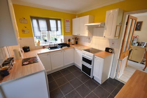 12 Mitchell Close, Dunscroft, Doncaster, DN7 4LB