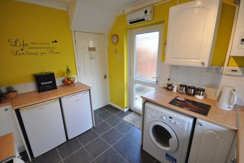 12 Mitchell Close, Dunscroft, Doncaster, DN7 4LB