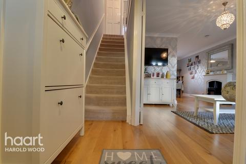 14 Bartholomew Drive, Harold Wood, Romford, RM3 0WB
