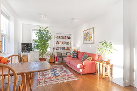 Flat 3, 1 Basing Court, London, SE15 5BF