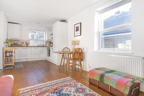 Flat 3, 1 Basing Court, London, SE15 5BF