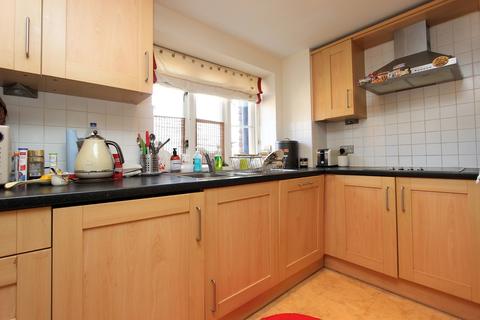 Flat 4, Elizabeth House Elizabeth Drive, Banstead, SM7 2FE