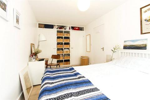 12 Humberton Close, London, E9 5TW