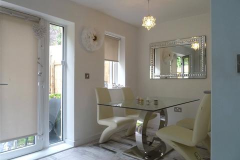 50 Bakestones Avenue, Delph, Oldham, OL3 5GE
