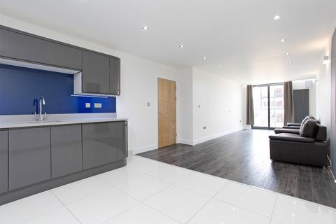 3 bedroom apartment to rent, Copperfield Road, Mile End, London