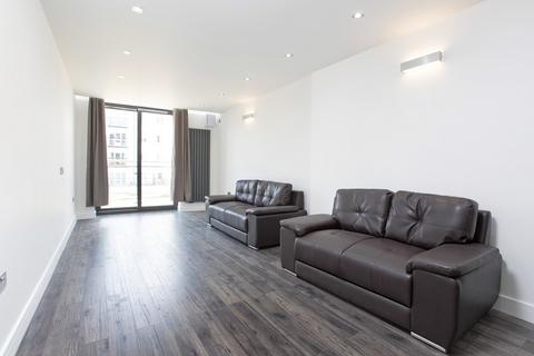 3 bedroom apartment to rent, Copperfield Road, Mile End, London