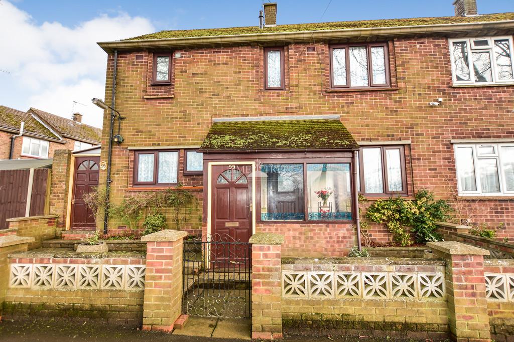 Pytchley Road, Kettering 3 bed semidetached house £192,950